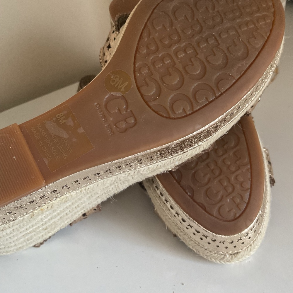 Gianni Bini Gold Metallic Espadrille Platform Wedge Sandals Size 8 - Picture 13 of 13